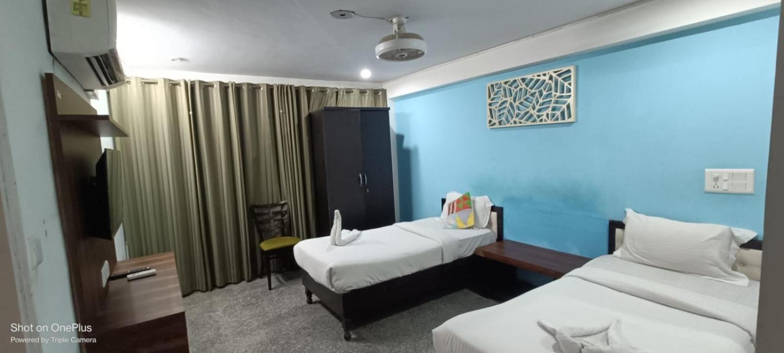 Nuab House - Near Fortis, Max, Medanta, Paras Hospitals And Huda Metro Gurgaon Exterior photo