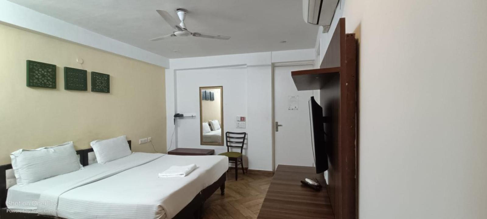 Nuab House - Near Fortis, Max, Medanta, Paras Hospitals And Huda Metro Gurgaon Exterior photo